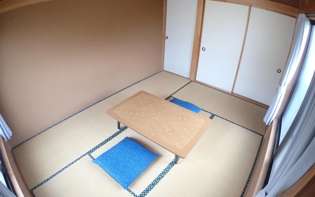 Guesthouse SORA - Hostel