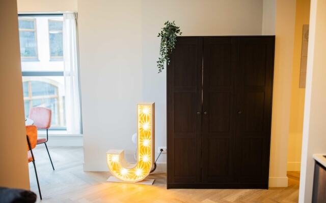 Joyful Serviced Studio Apartment -ks71-j