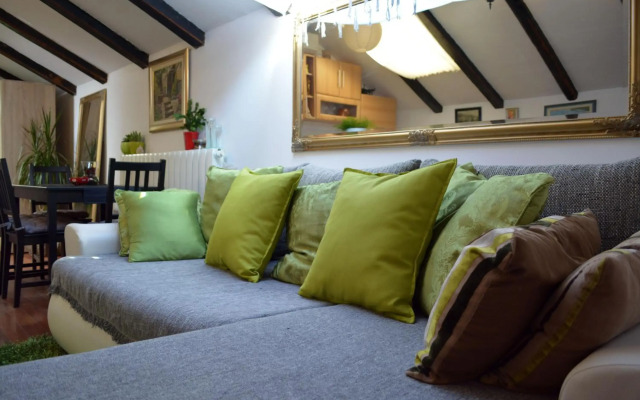 Casa del Padre - Annabelle