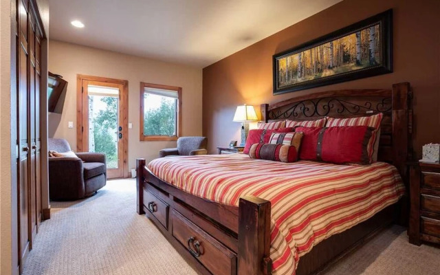 Churchill Lodge South