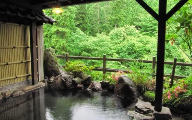 Shirataki Hotel