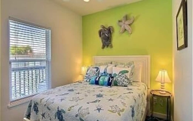 Gnarly Marlin 4 Bedroom Home