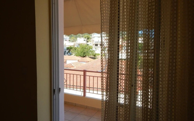 Angela s Apartment With Beautiful Balcony View