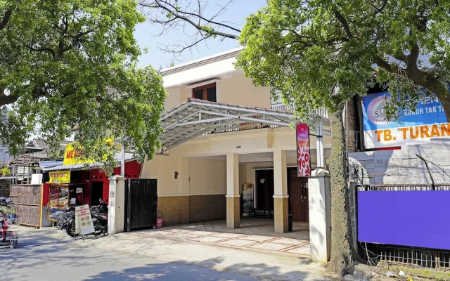 OYO 91322 Jawara Guest House Syariah