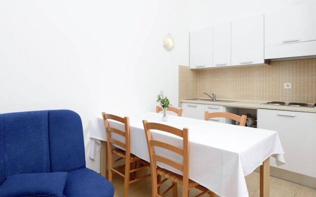 Apartment With Wifi, at 4 km. From City of Trogir