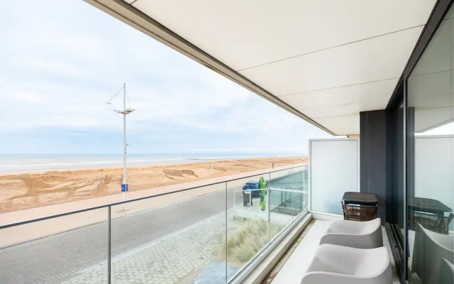 Apartment in Koksijde With Stunning Sea Views