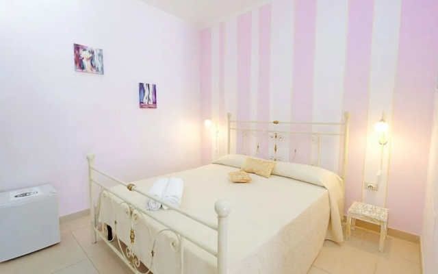B&B Adua and Art