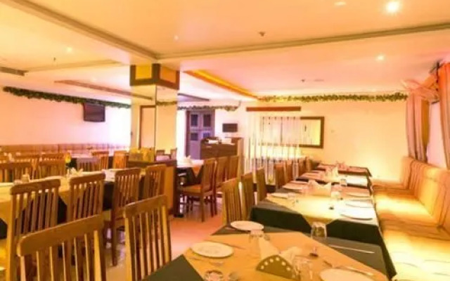 Hotel Udayee International