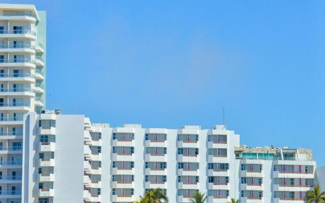 Oceano Palace Beach Resort