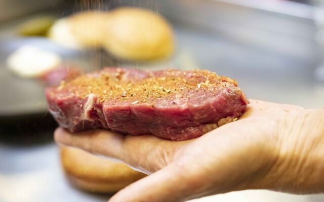 SL'otel im Parforcehaus