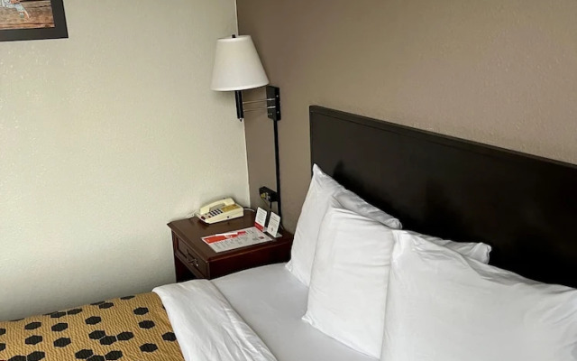 Red Carpet Inn