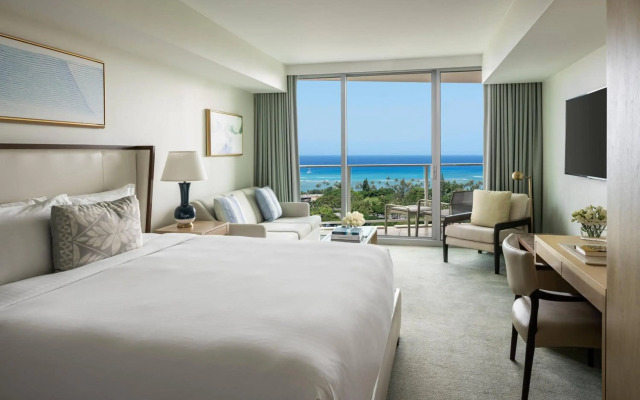 The Ritz-Carlton Residences, Waikiki Beach