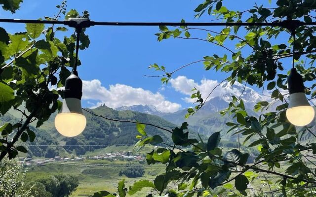 Hotel Axien Kazbegi