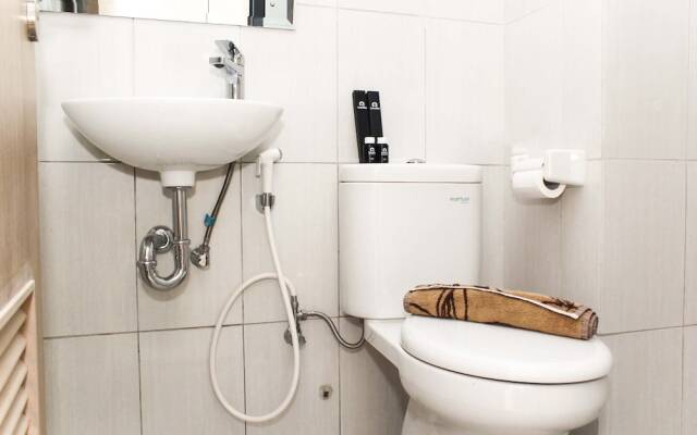 Comfortable Studio at Monroe Tower Apartment