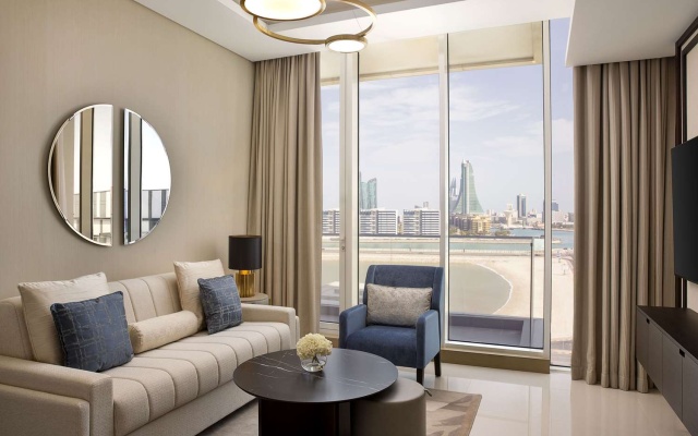 Hilton Bahrain City Centre Hotel & Residences - Image 4