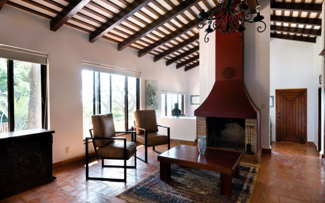 ANANA Rancho San Rafael 3 Bedrooms Hill