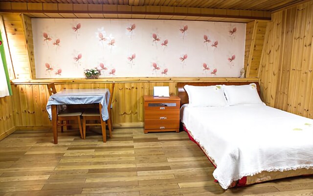 Wonju Munmak-eup Healing & Recreation Park Pension
