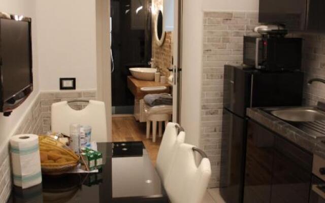 Jacuzzi apartament by parmacentro b&b