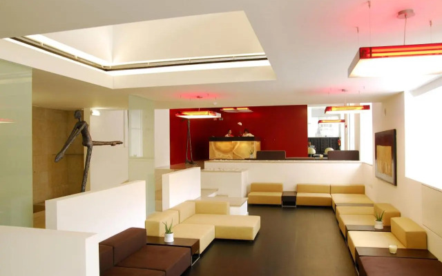 Hotel Jerónimos 8