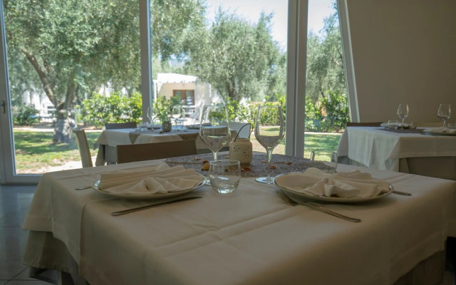 Apartment "ulivo" With Pool and Private Beach