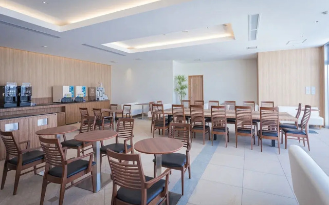 Kariyushi LCH Resort