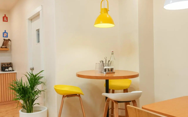 Bloom Boutique - Connaught Place Area