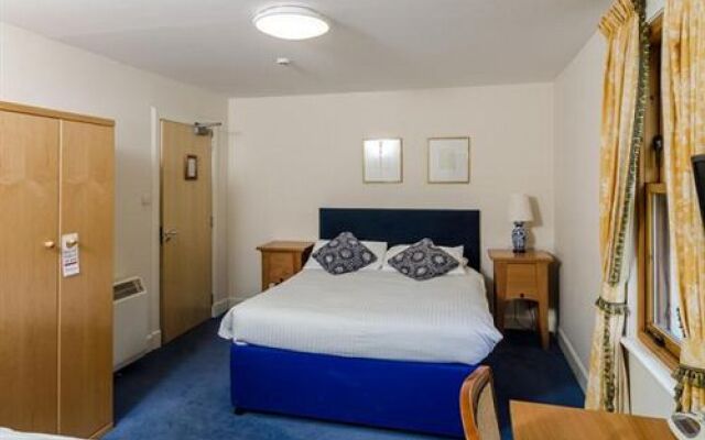 Edinburgh Lodges