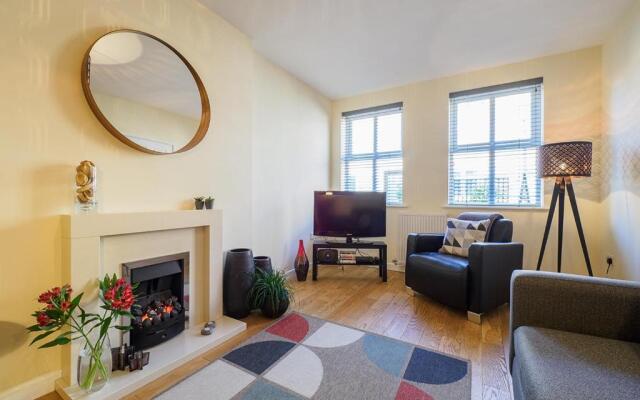 2 Brocklehurst Cottages