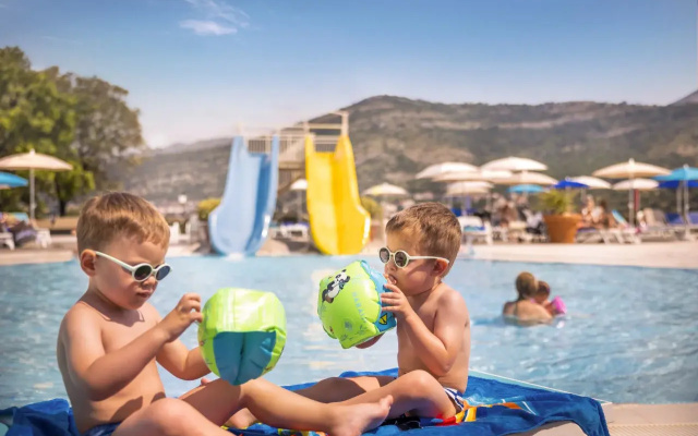 Отель Sunny Dubrovnik by Valamar - All Inclusive