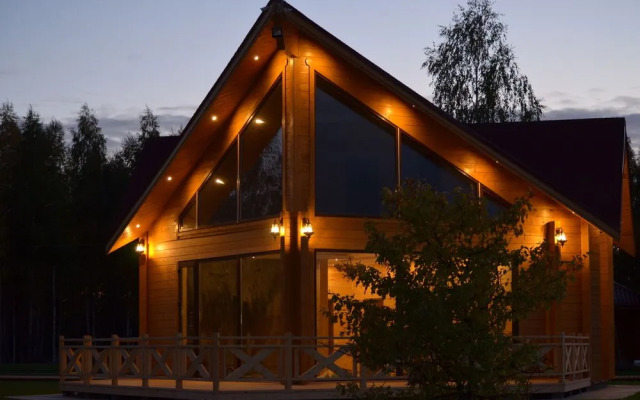 Загородный отель «Лесное озеро»