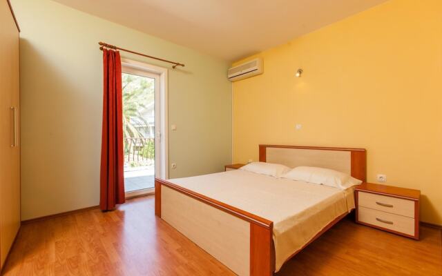 Apartments Mirko Duce
