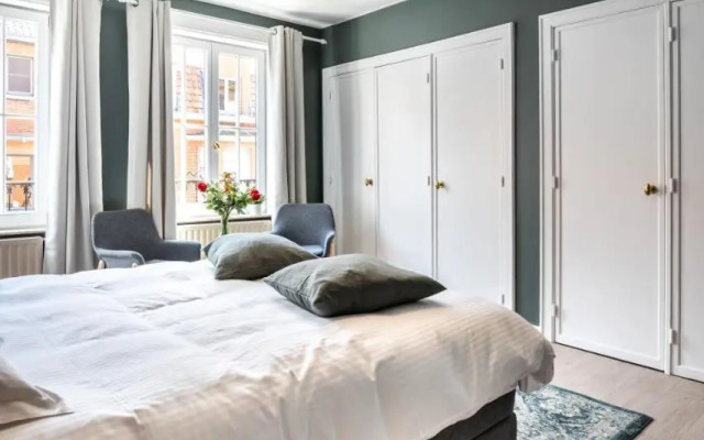 The Rose Suites
