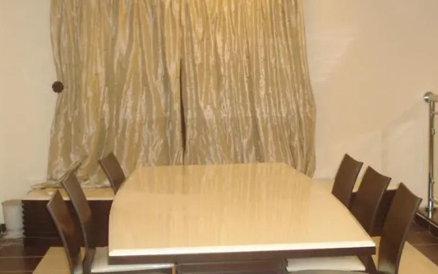 Al Tayyar Suites & Hotel Apartments - Riyadh