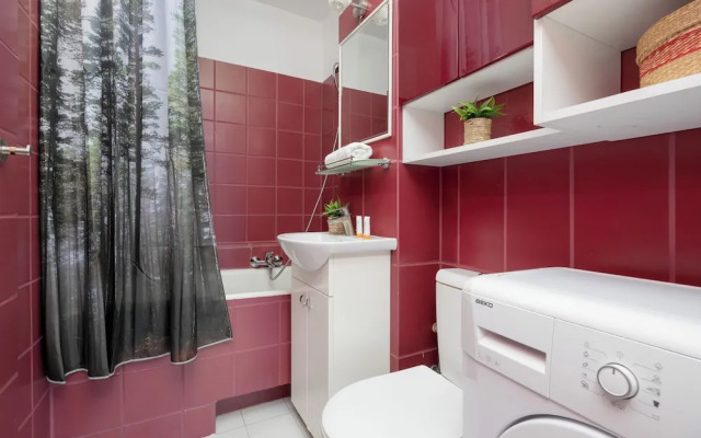 Apartment With Balcony by Renters