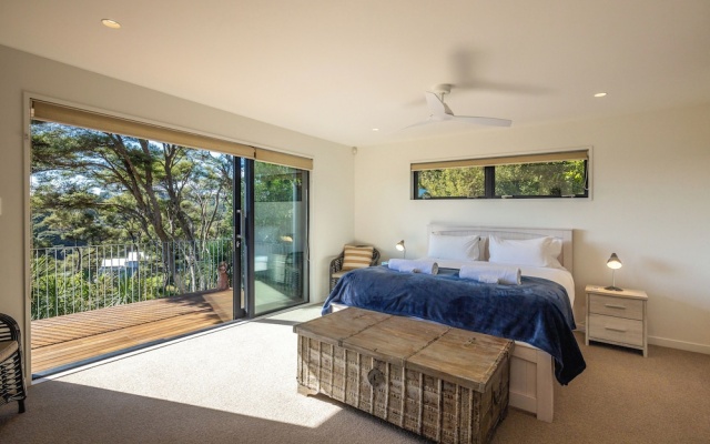 Hekereua Heights - Spa & Ocean Views – Guest Rooms – Ostend