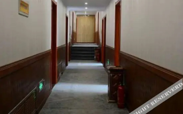 Linkou Xinshanshui Express Hotel