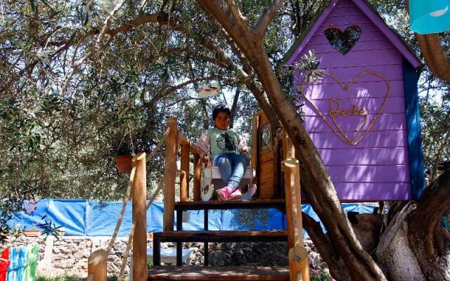 Zena Beach Bungalows