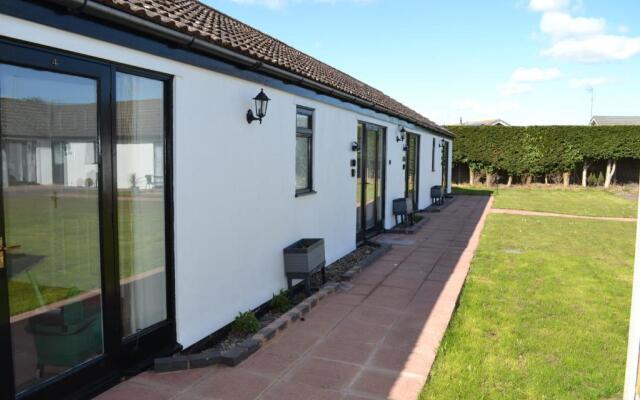 Number 7 - Lytton Tree Lodge, Reydon, Southwold