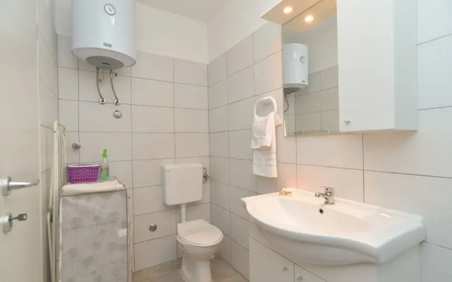 Apartment 1395