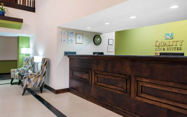 Quality Inn & Suites Anderson I-69