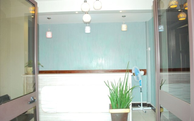Neptune Plaza Hotel