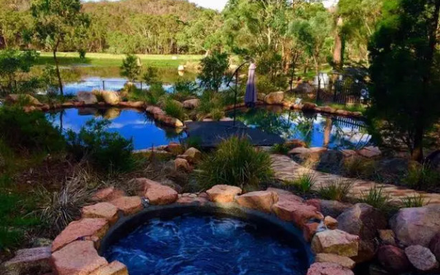 Girraween Environmental Lodge