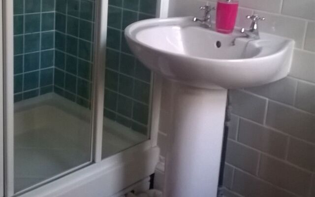 Ravensbury Hotel