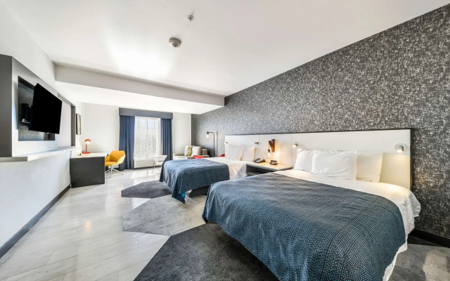 Hy-Lo Hotel
