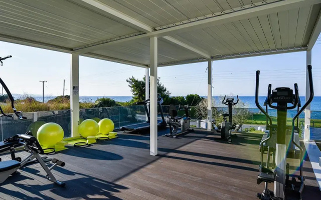 Crystal villas & suites