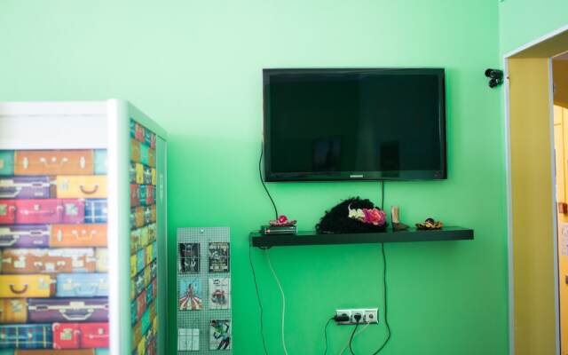 Red Hostel - Adults Only