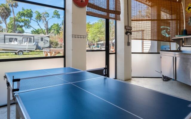 Weeki River Lodge Star5vacations