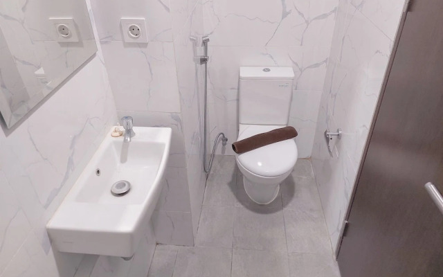 Comfy and Strategic Studio at Pacific Garden Alam Sutera Apartment