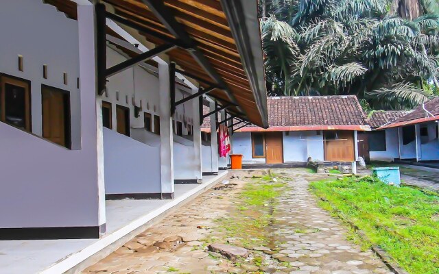 Hotel O Sukandi Homestay Near The Semeton Homestay