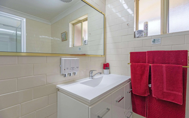 Comfort Inn Shearing Shed